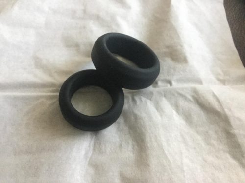 6 Different Size Cock Rings – Premium Grade Soft Silicone Penis Rings photo review